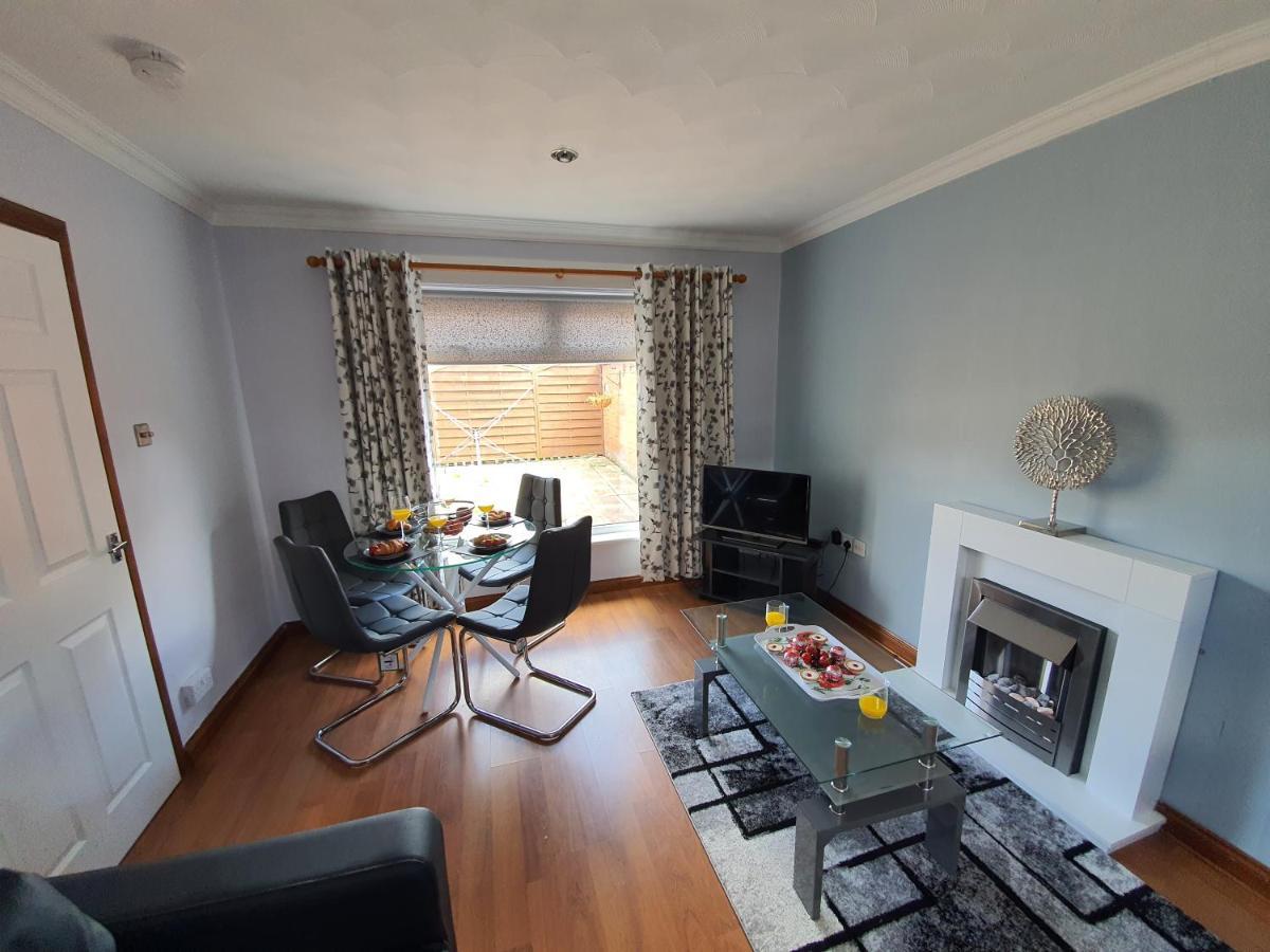 Апартаменти Premier - Kenilworth House Holytown Екстер'єр фото