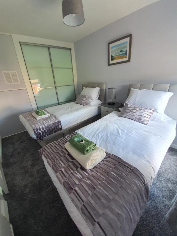 Апартаменти Premier - Kenilworth House Holytown Екстер'єр фото
